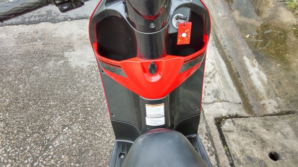 Suzuki Let  2014  แดงเทา วิ่งน้อย สวยๆ