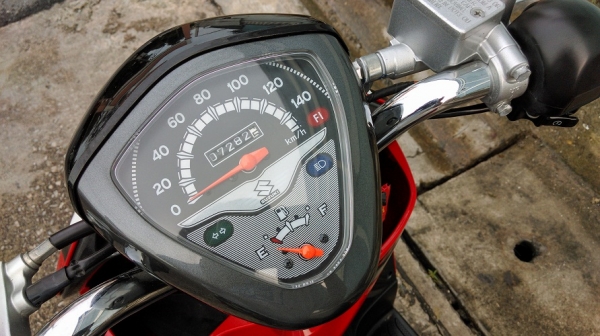 Suzuki Let  2014  แดงเทา วิ่งน้อย สวยๆ