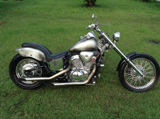 ธารนนทบุรี//ขาย honda steed400 ปี94 สีมิเนียม สภาพสวยๆ เครื่องแน่นๆสมบูรณ์มากๆครับ ระบบไฟสมบูรณ์ทุกจุด ราคา 63,000 บาท สรรพสารมิตรแท้ทุกฉบับ