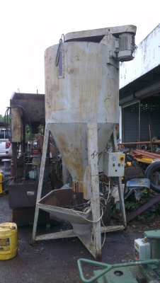 Sell> ขายไซโล ผสมอาหารสัตร์ ของใหม่เก่าเก็บ ไม่ต้องฝังดินครับ ของอิตาลี น่าจะใช้ดีครับ Sell> ขายไซโล ผสมอาหารสัตร์ ของใหม่เก่าเก็บ ไม่ต้องฝังดินครับ ของอิตาลี น่าจะใช้ดีครับ