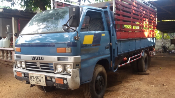 (ร้านรุ่งโรจน์ 082-1057078)ขาย 6ล้อ isuzu Tl 110แรง สวยๆ เกียร์สั้น(จบการขายแล้วคับลูกค้ารับรถกลับบ้านแล้วคับ)ภายในเก๋งสวย เพาเวอร์ พื้นไม้ปูเหล็กหนา เครื่องแน่นมาก (4BE1 ฝาดำ)แรงแชสซีสวยจัดตลอดเส้นคับ ยางใหม่ๆ 6เส้น พร้อมใช้เลย เล่มทะเบียนพร้อมโอนคับ (ร้านรุ่งโรจน์ 082-1057078)ขาย 6ล้อ isuzu Tl 110แรง สวยๆ เกียร์สั้น(จบการขายแล้วคับลูกค้ารับรถกลับบ้านแล้วคับ)ภายในเก๋งสวย เพาเวอร์ พื้นไม้ปูเหล็กหนา เครื่องแน่นมาก (4BE1 ฝาดำ)แรงแชสซีสวยจัดตลอดเส้นคับ ยางใหม่ๆ 6เส้น พร้อมใช้เลย เล่มทะเบียนพร้อมโอนคับ