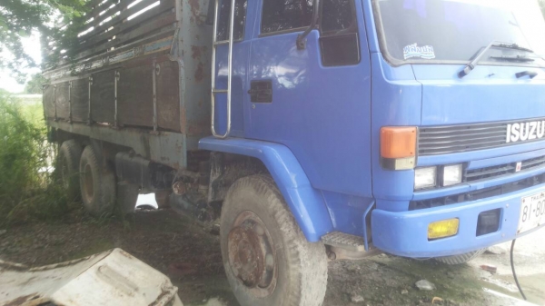 ขายด่วนครับ Rock 210 เกียร สโลวยก คัสชี 359 หัวสวยไม่ผุ ดั้มข้างไม้พื้นสวนครัว เอกสารพร้อมครับ