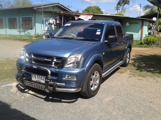 ISUZU D-MAX 4ประตู 2500 เทอร์โบ รถห้างแท้100\% รถบ้านขายเอง ISUZU D-MAX 4ประตู 2500 เทอร์โบ รถห้างแท้100\% รถบ้านขายเอง