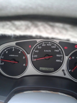 ISUZU D-MAX 4ประตู 2500 เทอร์โบ รถห้างแท้100\% รถบ้านขายเอง ISUZU D-MAX 4ประตู 2500 เทอร์โบ รถห้างแท้100\% รถบ้านขายเอง