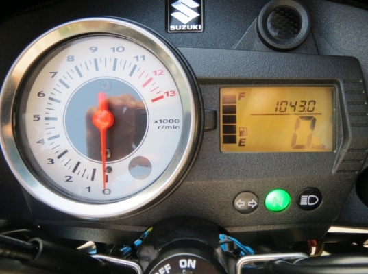 7 เดือน Suzuki Raider R150 ไมล์พันเดียว สีฟ้า อย่างสวย เดิมแท้ดี ไม่มีบิวด์