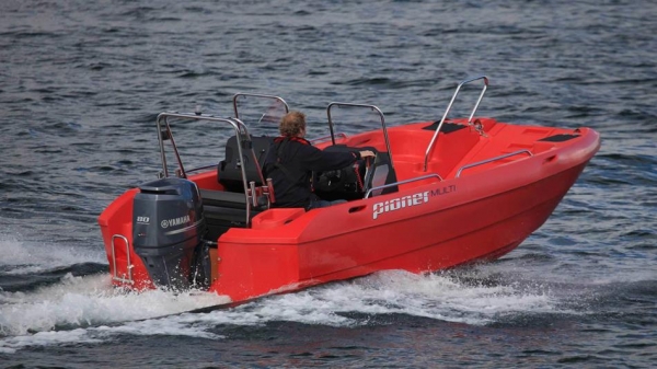 ขายเรือพร้อมเครื่องเมอคูรี่50แรง ขายเรือพร้อมเครื่องเมอคูรี่50แรง