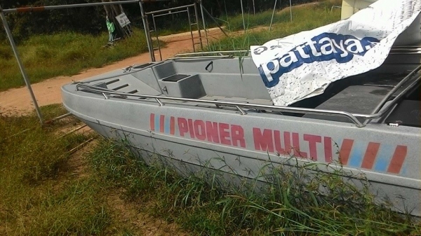 ขายเรือพร้อมเครื่องเมอคูรี่50แรง ขายเรือพร้อมเครื่องเมอคูรี่50แรง