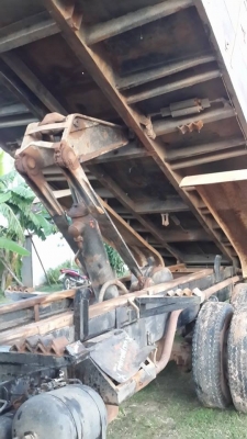 ขาย10ล้อดัมพ์2เพลา อีซูซุร็อคกี้195 6HE1 สโลว์กลาง ช่วงล่างใหญ่200 เครื่องดี แชชซีสวย เอกสารเล่มทะเบียนพร้อมโอน