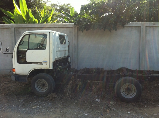 ขายรถบรรทุก 4 ล้อใหญ่