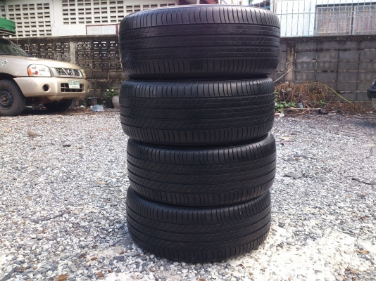 ขายยาง MICHELIN PRIMACY 225/50R17 ยางสัปดาห์ที่35ปี13 ดอกเต็มนิ่มลึกเท่ากันไม่แตกลายไม่ร้าวไม่กินข้าง (สภาพยาง95\%) จำนวน 1 ชุด