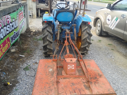 รถไถHINOMOTO  E18 พร้อมใบมีดตัวตัดหญ้าโรตารี