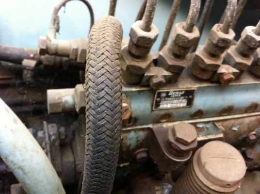 เครื่องยนต์ดีเซล 6 สูบ DEUTZ ขนาด75 แรงม้า ของเยรมัน ระบายความร้อนด้วยอากาศ ติดตั้งบนแท่นสภาพสวยมาก