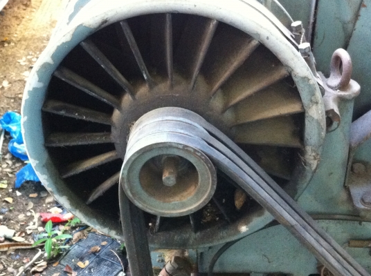 เครื่องยนต์ดีเซล 6 สูบ DEUTZ ขนาด75 แรงม้า ของเยรมัน ระบายความร้อนด้วยอากาศ ติดตั้งบนแท่นสภาพสวยมาก