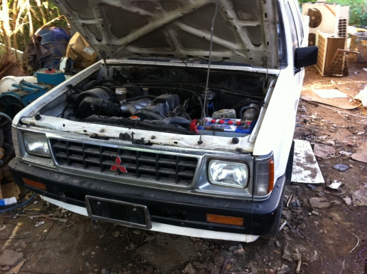 รถยนต์4ประตู มิตซูบิชิ  L200 ปี 39 เปลี่ยนเครื่องยนต์มาใหม่ หน่วยงานเดิมเลิกใช้