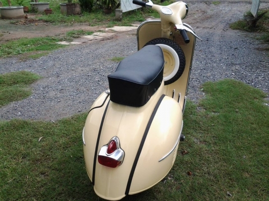 ขาย vespa 64 อินเดีย no book รถอยู่ชัยนาท สภาพlสวยครับ เอกสารอินวอย เครืองผ่าใหม่ สีใหม่ อุปกรณ์ใหม่ ราคา 49500 บาท รถสวยพร้อมขี่กลับ สนใจติดต่อ 0826336557 โป้ง รับเทรินทุกรุ่นครับ