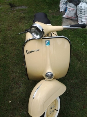 ขาย vespa 64 อินเดีย no book รถอยู่ชัยนาท สภาพlสวยครับ เอกสารอินวอย เครืองผ่าใหม่ สีใหม่ อุปกรณ์ใหม่ ราคา 49500 บาท รถสวยพร้อมขี่กลับ สนใจติดต่อ 0826336557 โป้ง รับเทรินทุกรุ่นครับ