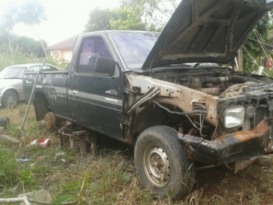 ขายเครื่องพร้อมเกียฝาแดง28000เล่มทะเบียนคัสซี10ppp