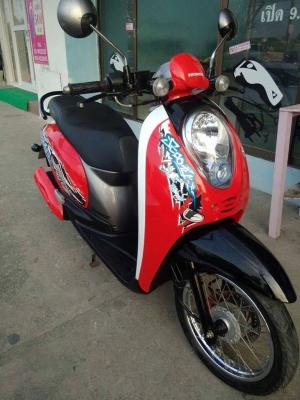 รถสวยใสเว่อร์ Honda Scoopy i ปี 2555 รุ่นหัวฉีดประหยัดน้ำมัน