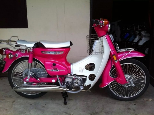 โกดัง รถโบราณc70-c100 ทะเบียนพร้อมโอน กทม ตลิ่งชันสายใต้ใหม่เยอะกว่า20คัน