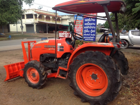 ปัญญาแทรคเตอร์มาแล้ว...นางฟ้า ครับ รถไร่แท้ๆ ไม่เคยลงน้ำ คูโบต้า L3608 พร้อมใบมีดคานล่าง และ ผาน6x22ตราช้าง ทำงาน 1220 ชม.