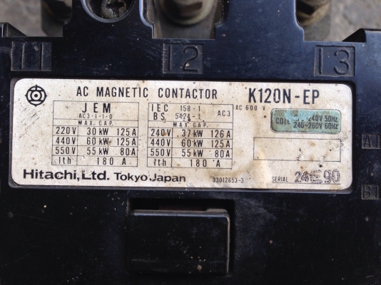ขาย Magnetic contactor ยี่ห้อ Hitachi ขนาดใหญ่ 125 A สภาพสวย มี 2 ตัวครับ