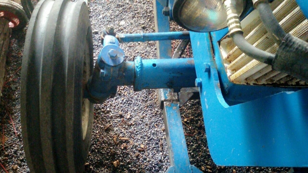 ขายด่วนรถไถFord6610+ดันหน้า+ผาน7