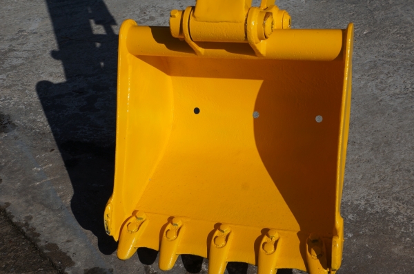 ขายรถขุด KOMUTSU PC 20-3 เก่านอกปรับสภาพพร้อมใช้งาน