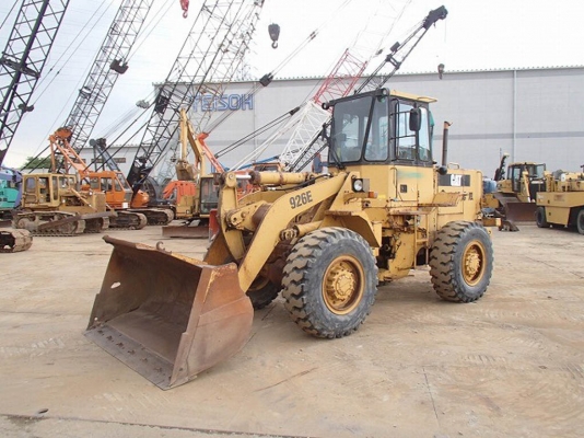 รถตัก CAT 926E นำเข้าจาก ญี่ปุ่น +++ สภาพเดิมๆ สวย พร้อมใช้งาน ขายถูก 090-986-2521