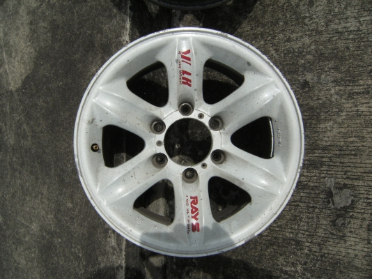 ล้อเล็บเหยี่ยว