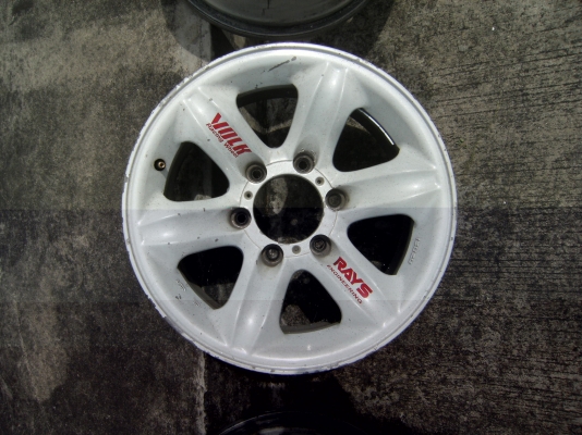 ล้อเล็บเหยี่ยว