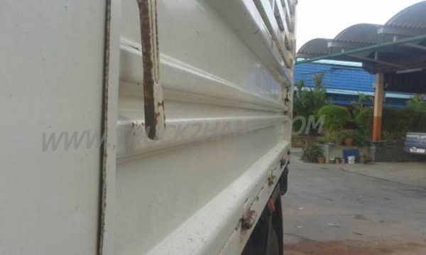 รถบรรทุก 6 ล้อดัมพ์ HINO MEGA EURO2 150 แรงม้า ปีจดทะเบียน 2551