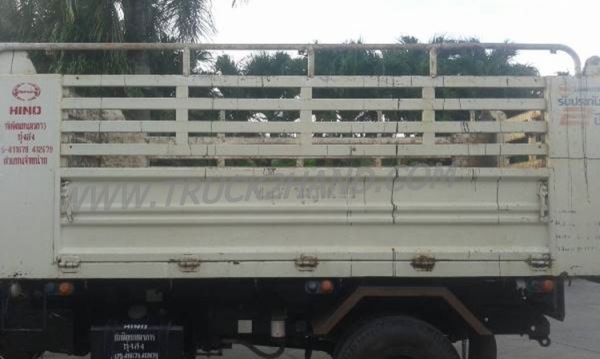 รถบรรทุก 6 ล้อดัมพ์ HINO MEGA EURO2 150 แรงม้า ปีจดทะเบียน 2551