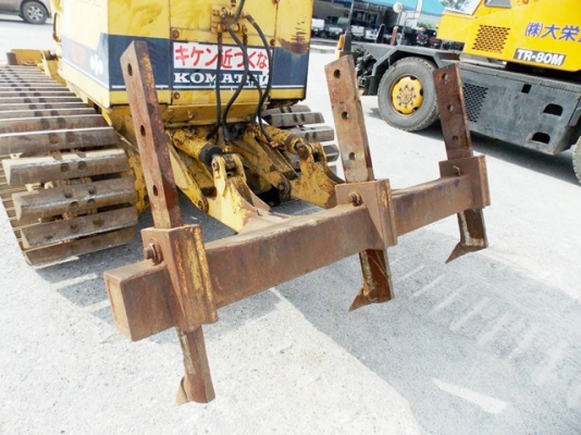 ขายด่วนรถดันKOMATSU D20P-6พร้อมripperหลังจากญี่ปุ่น