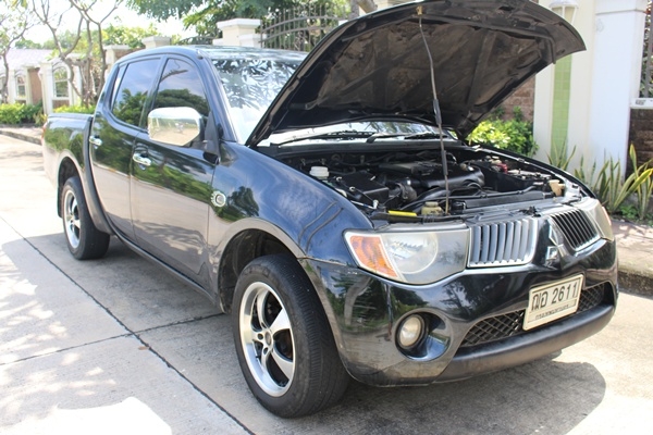 รถสวยพร้อมใช้ เอกสารครบพร้อมโอน เครื่องช่วงล่างดี แอร์เย็น วิ่งน้อย