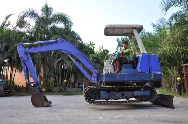 ลดกระหน่ำ!!ขายแบคโฮ KUBOTA KH90(pc35) สวยเดิมจากญี่ปุ่นยังไม่เคยใช้ในไทย ๅ160,000เท่านั้น!!!