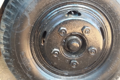 (ร้านรุ่งโรจน์ 082-1057078)ขาย 6ล้อ isuzu  NKR110 ห้างแท้ปี 37 เกียร์สั้นแท้จากศูนย์ รถมือเดียว แอร์ ฟิล์ม เพาเวอร์ กระบะเหรด ยางเรเดียล เครื่องแน่นมาก นิ่ม ช่วง