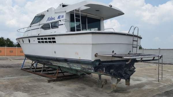 เรือ ยอร์ช MW Marine สภาพสวย เฟอร์นิเจอร์ พร้อม ราคา 1,700,000 บาท + ส่งให้ (มีเอกสาร) ลดราคาใหม่ 1,500,000