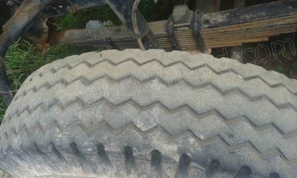 รถบรรทุก 10 ล้อดั้มพ์ ISUZU