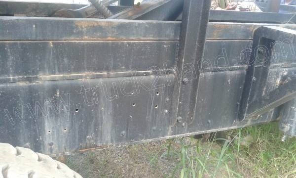 รถบรรทุก 10 ล้อดั้มพ์ ISUZU