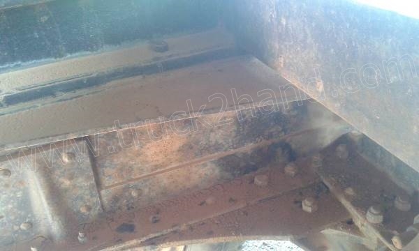 รถบรรทุก 10 ล้อดั้มพ์ ISUZU