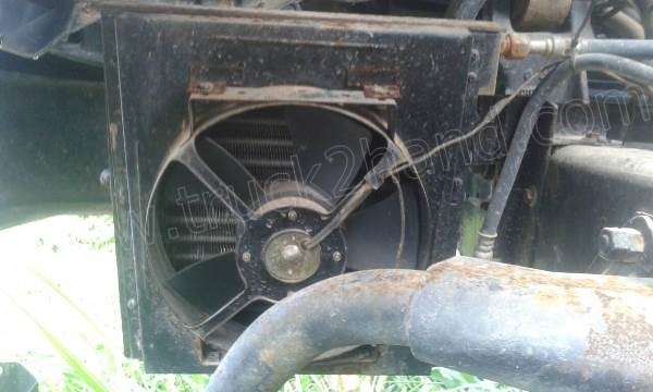 รถบรรทุก 10 ล้อดั้มพ์ ISUZU