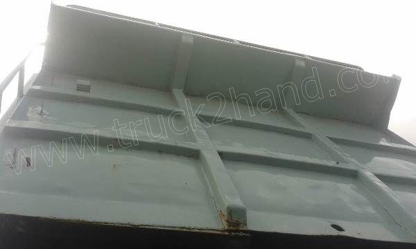 รถบรรทุก 10 ล้อดั้มพ์ ISUZU