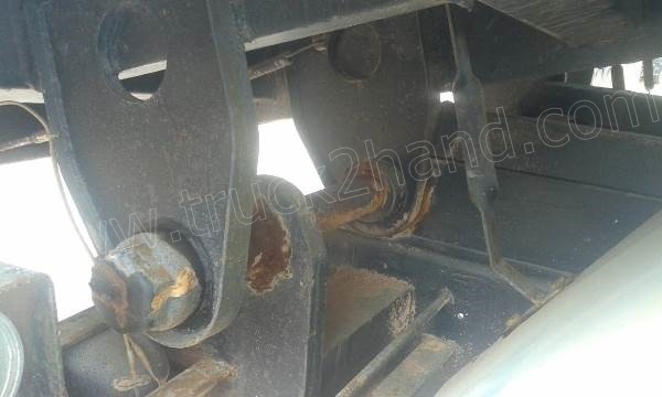 รถบรรทุก 10 ล้อดั้มพ์ ISUZU