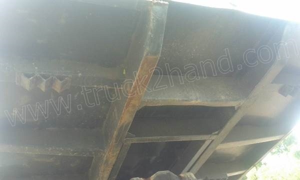 รถบรรทุก 10 ล้อดั้มพ์ ISUZU