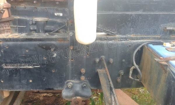 รถบรรทุก 10 ล้อดั้มพ์ ISUZU