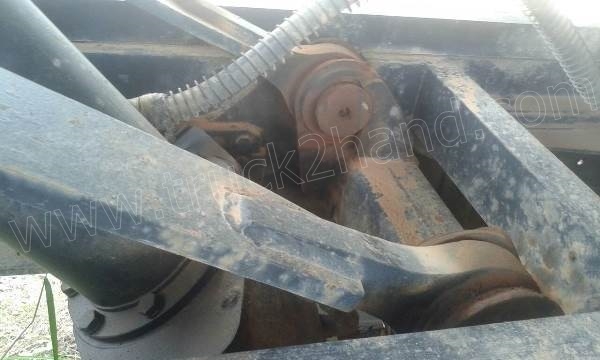 รถบรรทุก 10 ล้อดั้มพ์ ISUZU