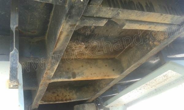 รถบรรทุก 10 ล้อดั้มพ์ ISUZU