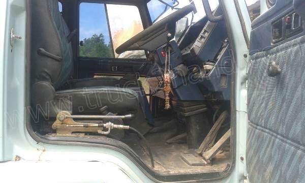 รถบรรทุก 10 ล้อดั้มพ์ ISUZU