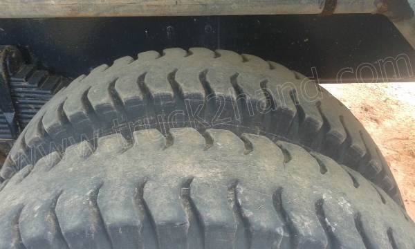 รถบรรทุก 10 ล้อดั้มพ์ ISUZU