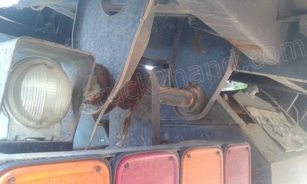 รถบรรทุก 10 ล้อดั้มพ์ ISUZU